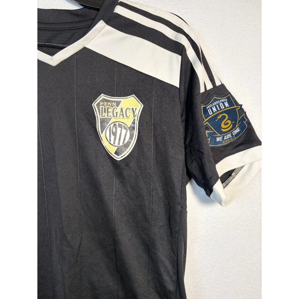 adidas standout back